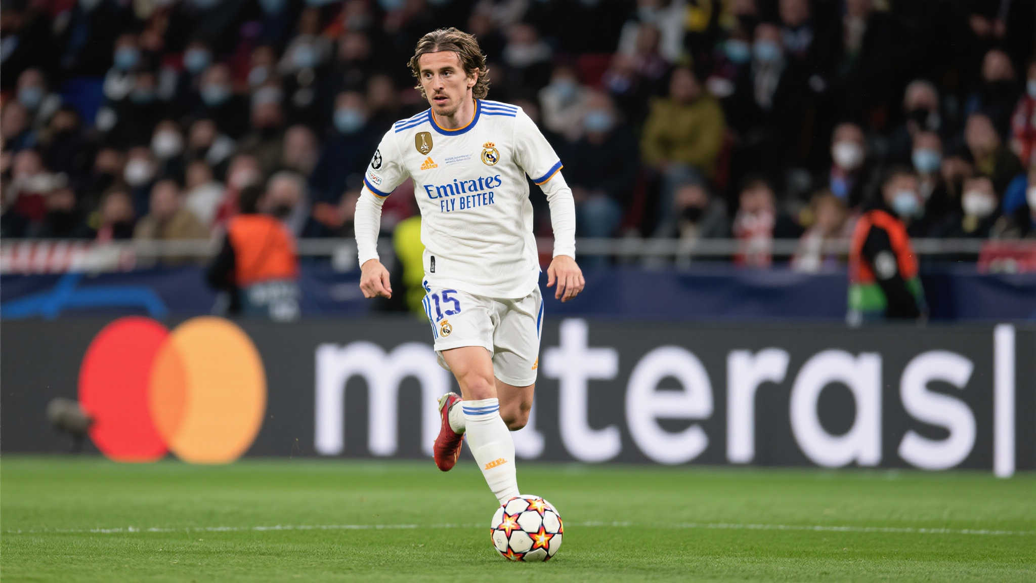 开创新纪录!贝林厄姆为皇马本赛季斩获15球,世俱杯再添战果 开创新纪录!贝林厄姆为皇马本赛季斩获15球,世俱杯再添战果